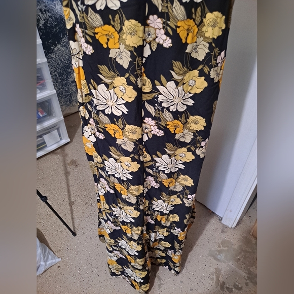 Floral Dress - Picture 6 of 10